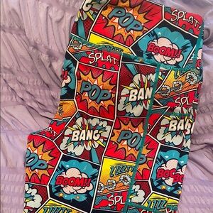 Constantly Varied Gear Red and Blue Comic Print Capris